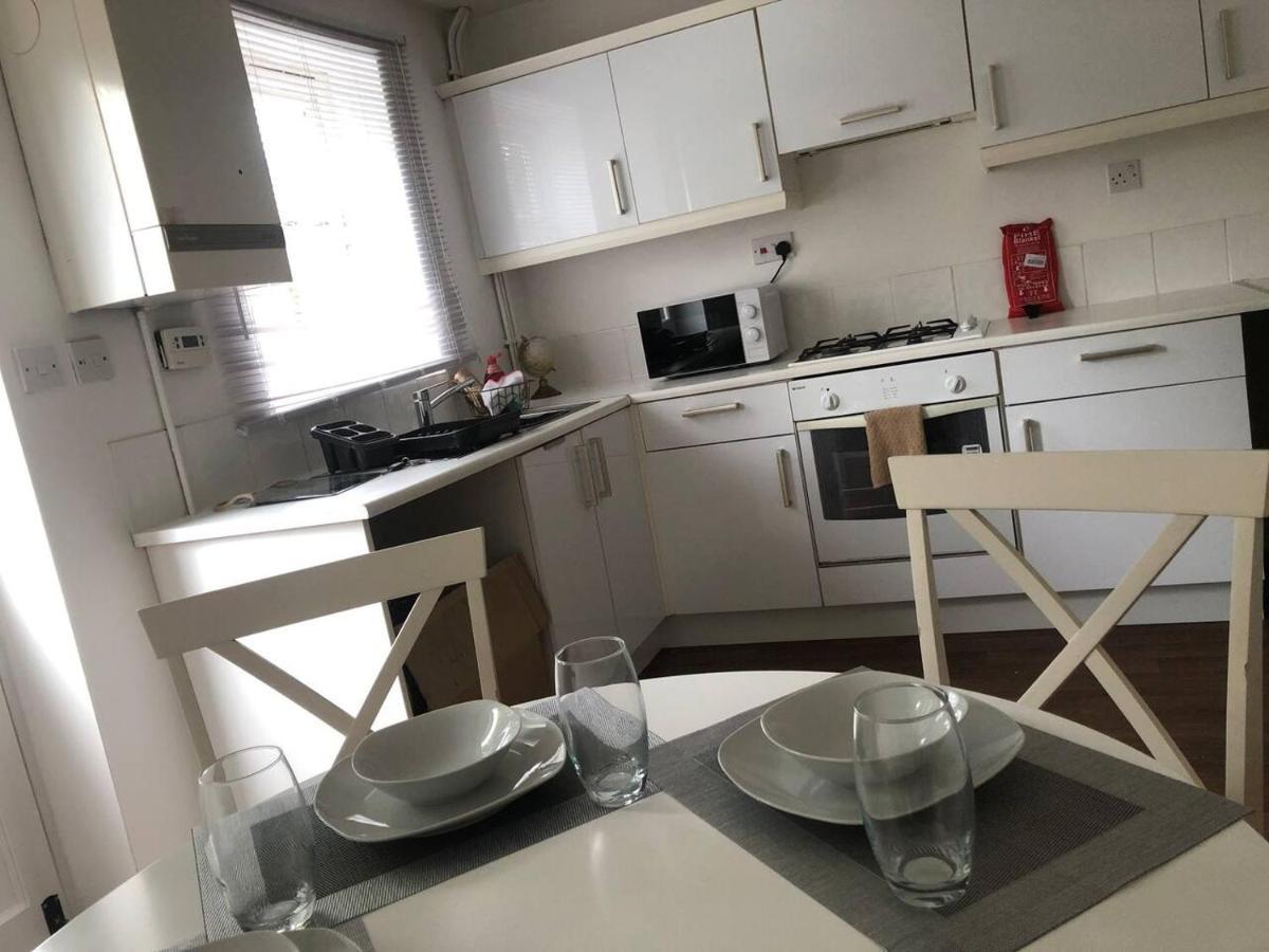 Bluebell House 2 Bedroom With Parking And Garden Сканторп Екстер'єр фото